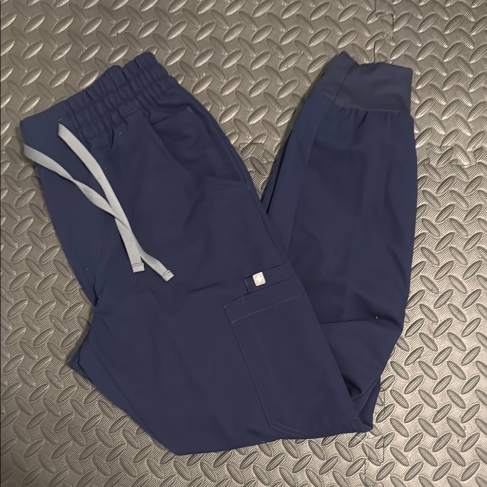 Figs navy high waisted uman joggers